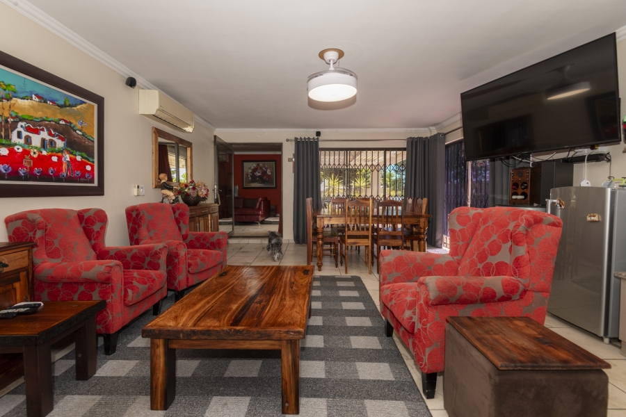 4 Bedroom Property for Sale in Country Club Western Cape